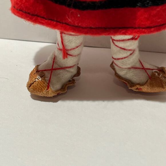 Vintage Fraulein felt doll made in Germany - Picture 5 of 11